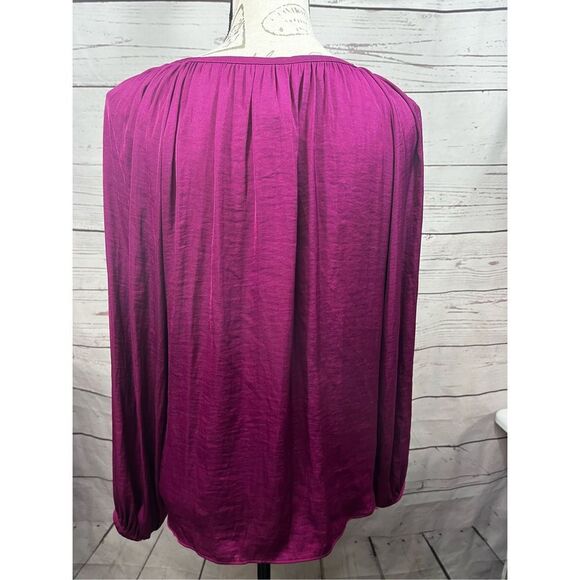 Jennifer Lopez XS maroon blouse - 2188 - Picture 2 of 4